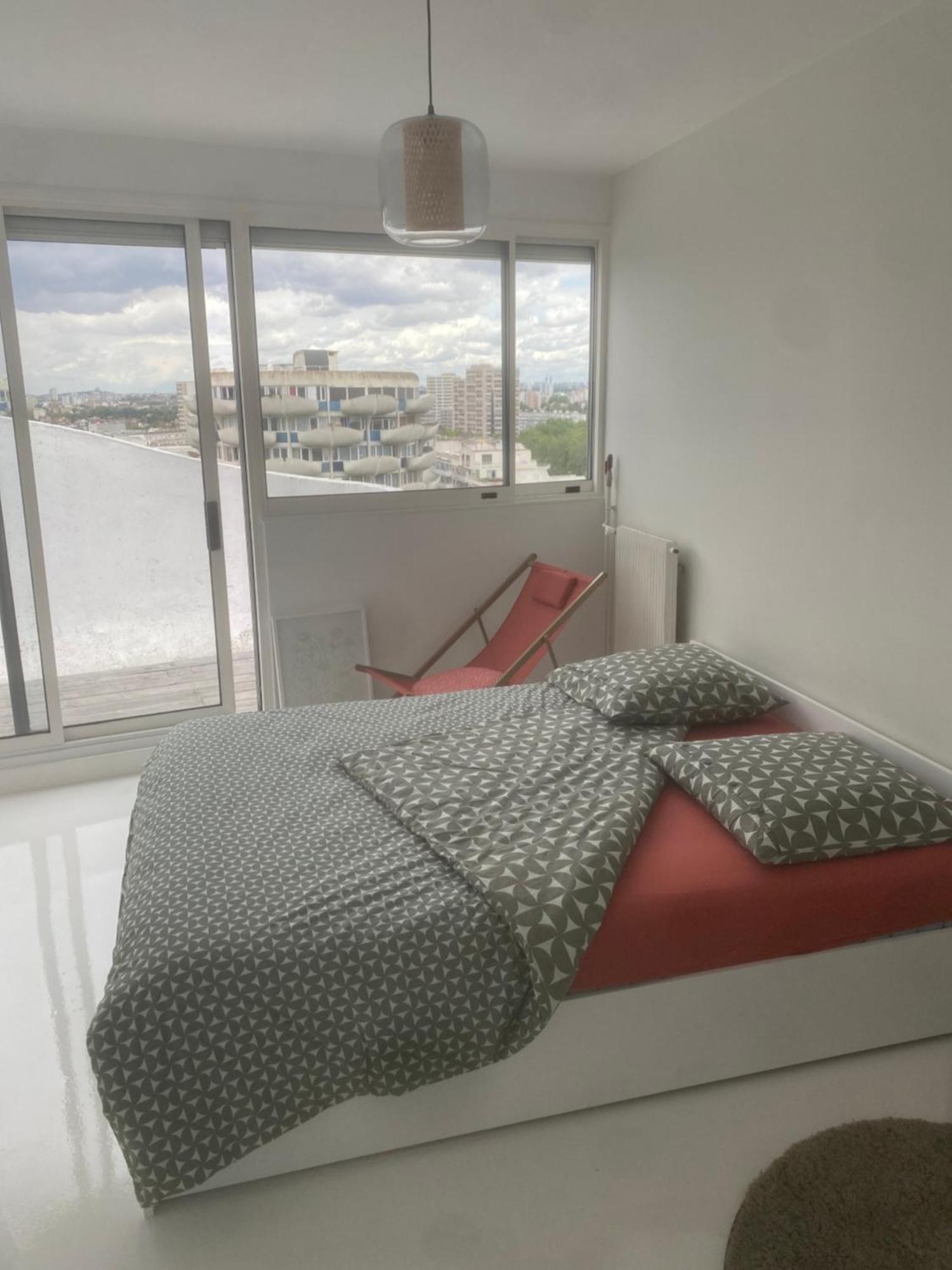 14Eme Et Der Etage "Arty" Avec 2 Chambres Et Vue Panoramique ! Créteil Exterior foto